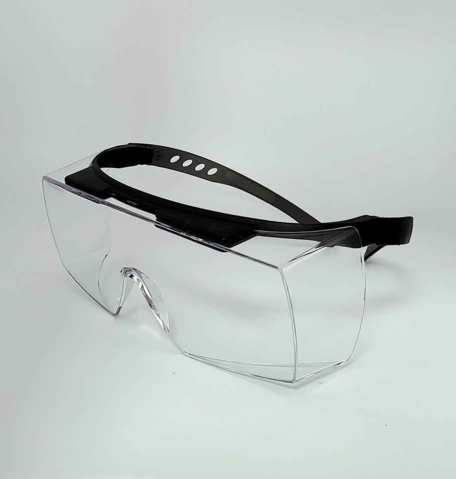 New Arrival Sports Glasses with Nylon Frame and PC Temples Extra-Wide Wraparound Design for Safety - Image 3